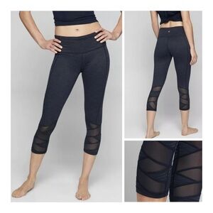 Athleta Jacquard Mantra Capri Tight - Navy Blue and Black
